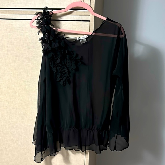 MK SOLO size 2 fits like a size 6-8 black blouse - Picture 1 of 5